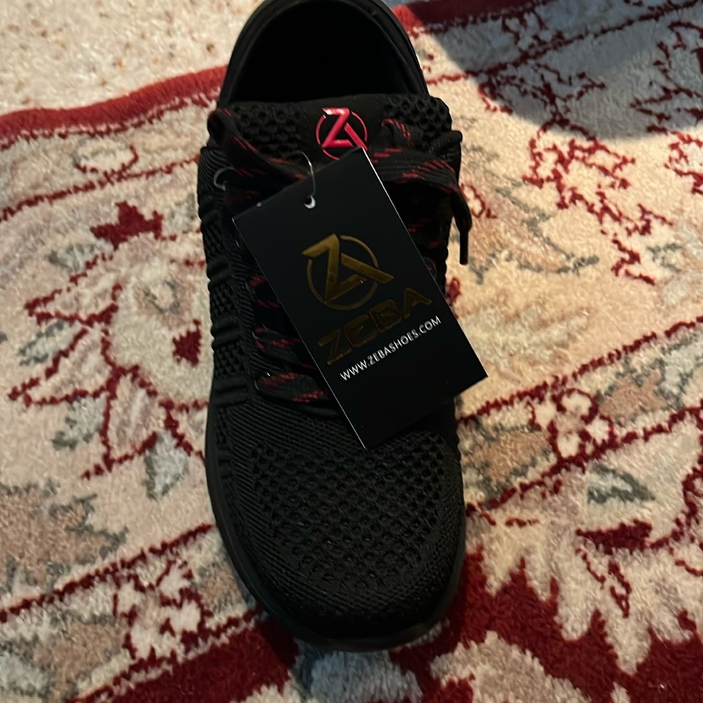 Red and black sneakers ZEBA